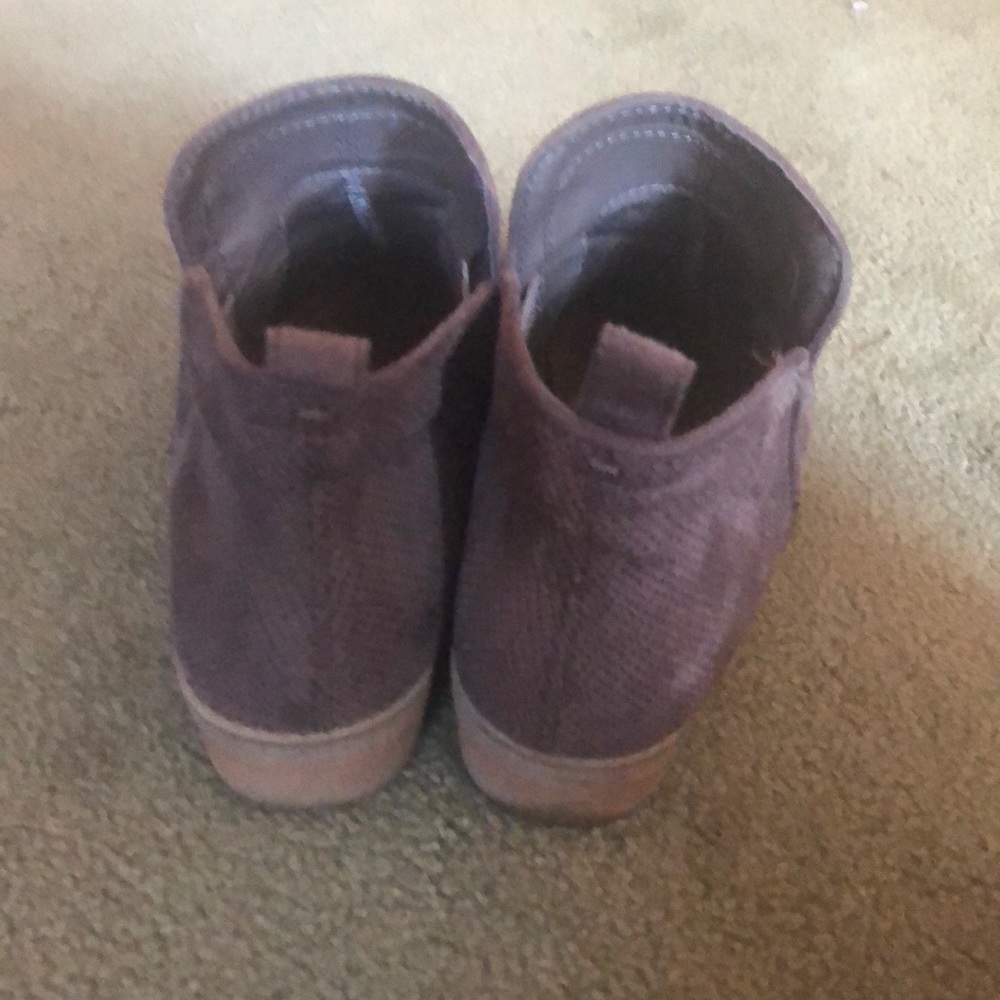 Booties! - Picture 4 of 4